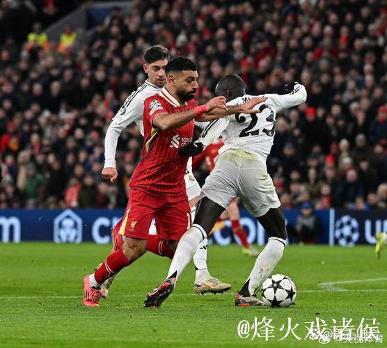 恰尔汗奥卢里程碑之战:出战利物浦迎来国米第200场比赛 恰尔汗奥卢里程碑之战:出战利物浦迎来国米第200场比赛